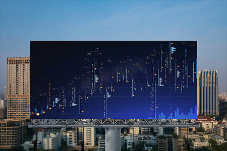 基金管理摄影照片_在广告牌上显示FOREX图全息图，日落时在曼谷的空中全景全景。东南亚的股票和债券交易。基金管理的概念.