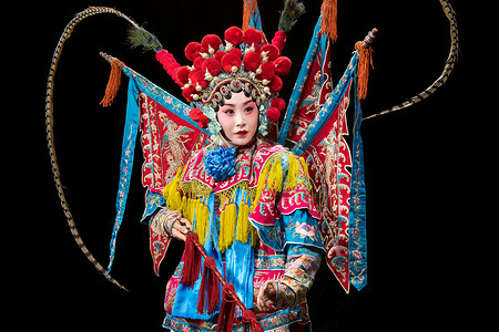 中国古典传统摄影照片_京剧演员表演穆桂英