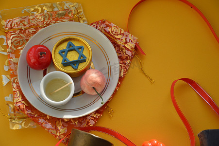 犹太新年摄影照片_给犹太新年的秋天礼物Rosh Hashanah在节日里的符号