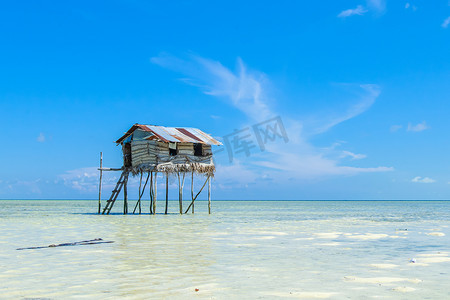 巴塞罗那德国馆摄影照片_美丽的风景查看婆罗洲海吉普赛水村在麦加岛, 仙本那沙巴, 马来西亚.
