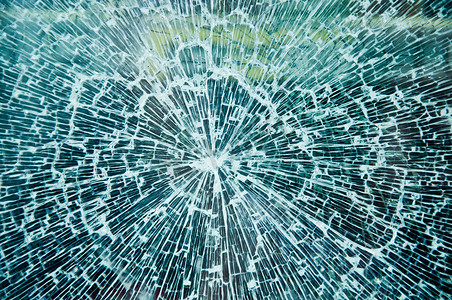 破碎的玻璃摄影照片_破碎的玻璃纹理