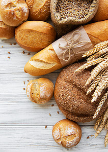 面包摄影照片_烘焙面包的配送