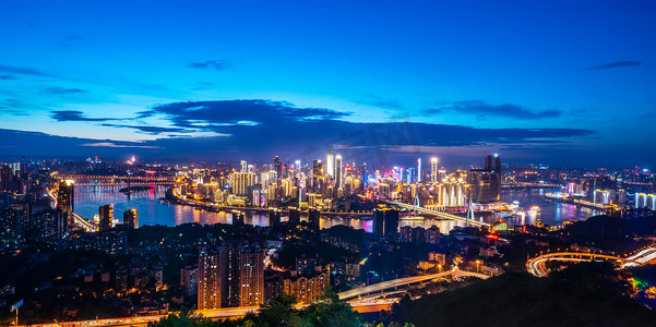 城市重庆摄影照片_重庆城市建筑的夜景天际线