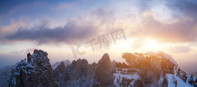 黄山山冬季的雪场景