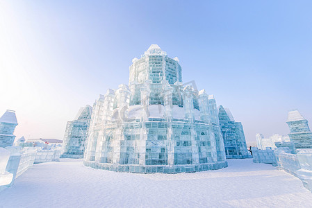 冰雪节摄影照片_哈尔滨国际冰雪雕节是中国哈尔滨一年一度的冬季节。这是世界上最大的冰雪节.