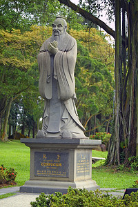 孔子纪念碑在新加坡