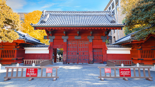 在东京大学的 Akamon （红色门）