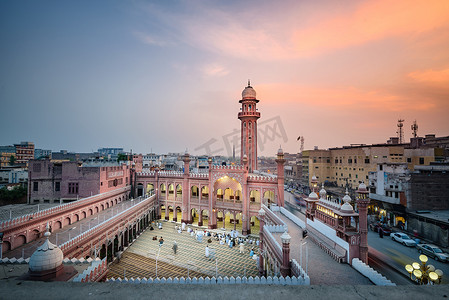 巴基斯坦摄影照片_金色清真寺巴基斯坦白沙瓦