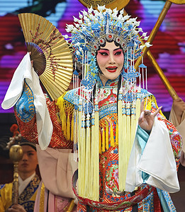 漂亮中国歌剧女演员
