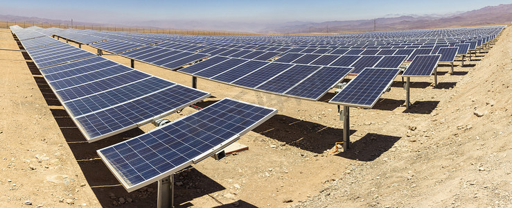 太阳能、清洁技术, 减少二氧化碳排放。最适合太阳能的地方是智利北部的阿塔卡马沙漠。利用太阳能用太阳等可再生资源生产清洁能源