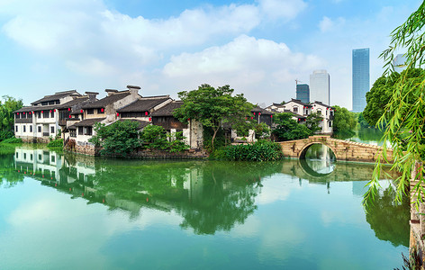 水上滑梯线稿摄影照片_无锡, 中国著名的水上城市