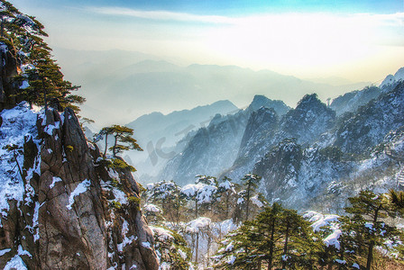 east摄影照片_Mount Huangshan  in east China's Anhui province is one of China'