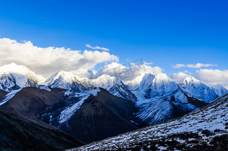 大气中国风画册摄影照片_中国吉林长白山天池山的风景