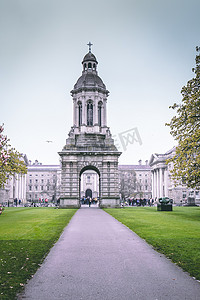 2018年4月12日, 爱尔兰都柏林-三位一体学院校区, 被广泛认为是爱尔兰最有声望的大学, 也是欧洲最优秀的学校之一。.