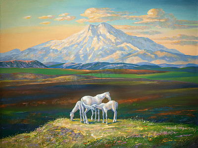 马在 Elbrus 山的背景下。作者: 尼古拉 Sivenkov。我喜欢在灿烂的日落中描绘自然。这是一只用于创造性工作的金表。在日落风景如画的绘画中, 最有趣的颜色和色调!