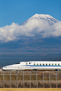 山富士和东海道新干线