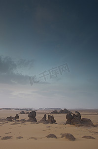 漂砾摄影照片_布满了漂砾的沙漠景观