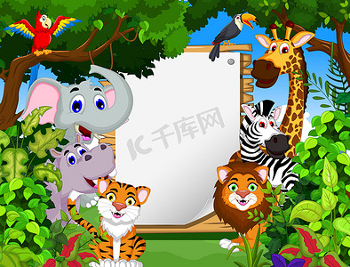 有趣的动物卡通与空白的标志和森林背景