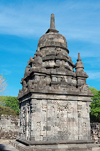 在 java 中，印度尼西亚坎迪 sewu 佛教建筑群