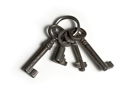 上锈金属摄影照片_四旧钥匙在钥匙圈上