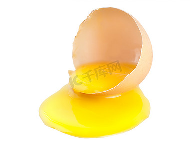 蛋黄摄影照片_孤立的破的蛋