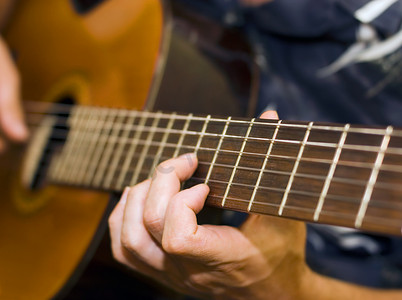 Hand of the guitar player