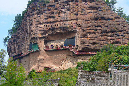 甘肃省天水市梅济山洞寺建筑群