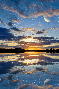 与行星的天空背景上湖落日