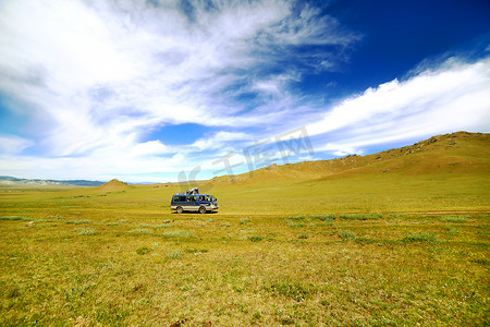 要美丽的蒙古越野汽车