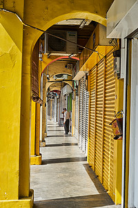 马来西亚槟城摄影照片_马来西亚槟城遗产城市人行道.