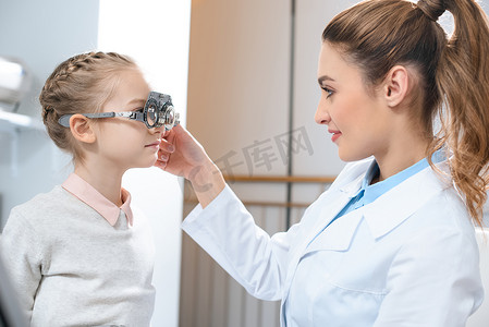 验光师检查儿童眼的临床试验框架