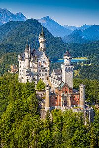 广州河摄影照片_Neuschwanstein Fairytale Castle near Fussen, Bavaria, Germany