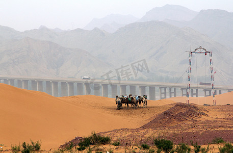 在中国，沙坡头，宁夏省西北部风景