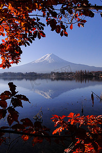 富士山摄影照片_秋天的富士山 (日本标志性) 