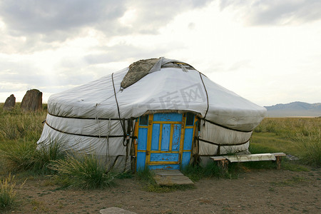 在西伯利亚草原游牧民族的蒙古包.