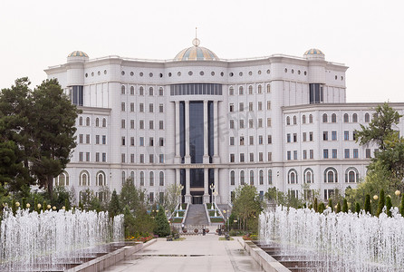 塔吉克斯坦国立图书馆。塔吉克斯坦杜尚别