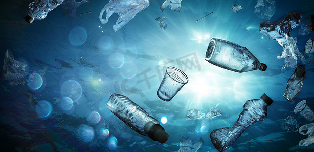 投垃圾标识摄影照片_在海洋环境问题上垃圾漂流对海洋水下阳光的塑料污染