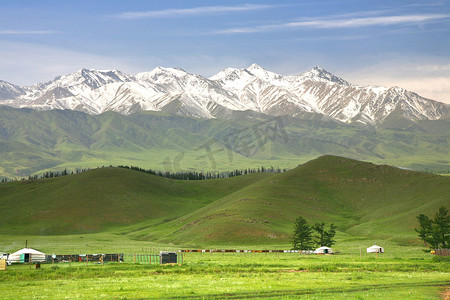 位于吉尔吉斯斯坦纳林的天山美景