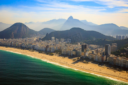 巴西里约热内卢的科帕卡巴纳海滩和依帕内玛海滩