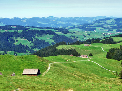 奥斯特施韦兹地区的农场和牧场----瑞士阿彭策尔-奥斯罗登州