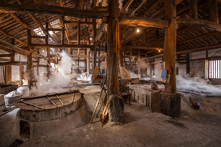 自贡一千公尺古盐-太阳海井遗址重现古老传统的盐工艺车间