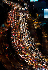 在曼谷，泰国的表达方式上的交通堵塞