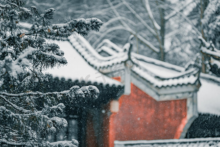 飞云崖景点古建筑雪景