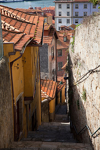 葡萄牙波尔图破旧的小巷