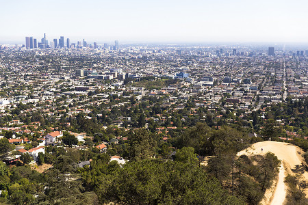 城市扩张摄影照片_美国加利福尼亚州洛杉矶城市扩张的高架景观