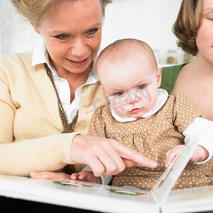 奶奶和宝宝读物