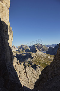 意大利南蒂罗尔塞克斯滕白云岩的山脉景观