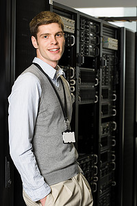 一位男计算机技术人员的肖像