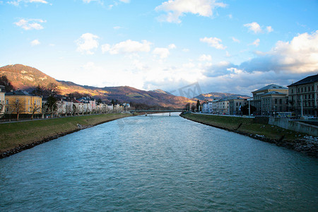 城市河流与乡村景观