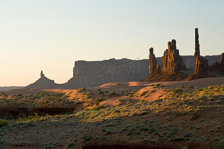 未开发土地摄影照片_纪念碑谷纳瓦霍部落公园美国犹他州